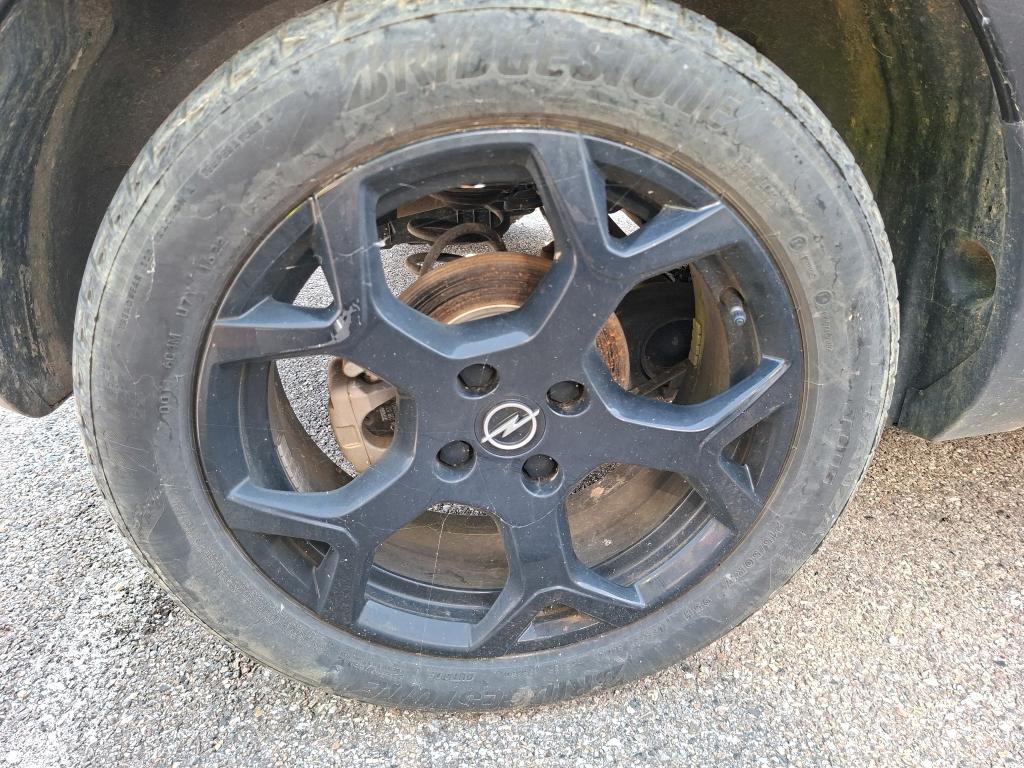 Opel Crossland 1.5 D 120 ch BVA6 GS Line 2022