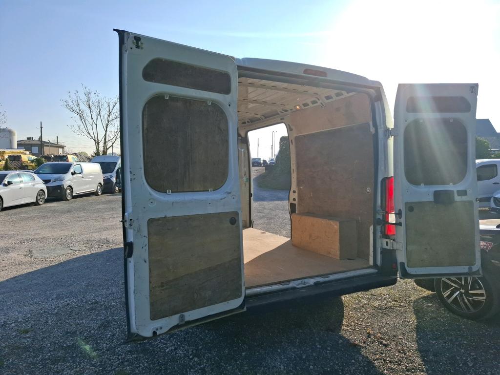 Peugeot BOXER TOLE 330 L2H2 BLUEHDI 120 S&S PREMIUM 2020