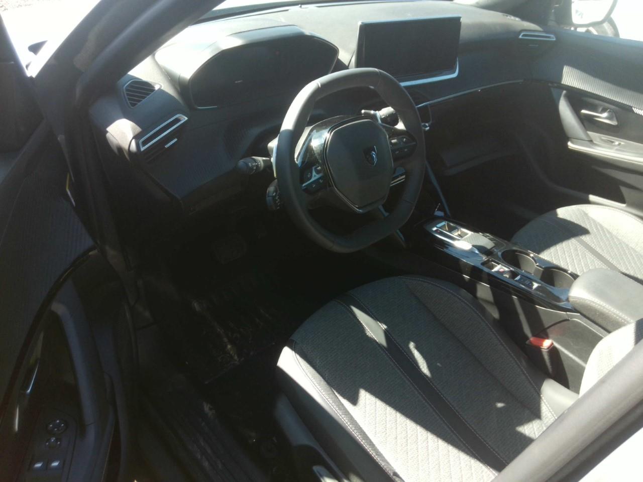Foto Peugeot 2008 5