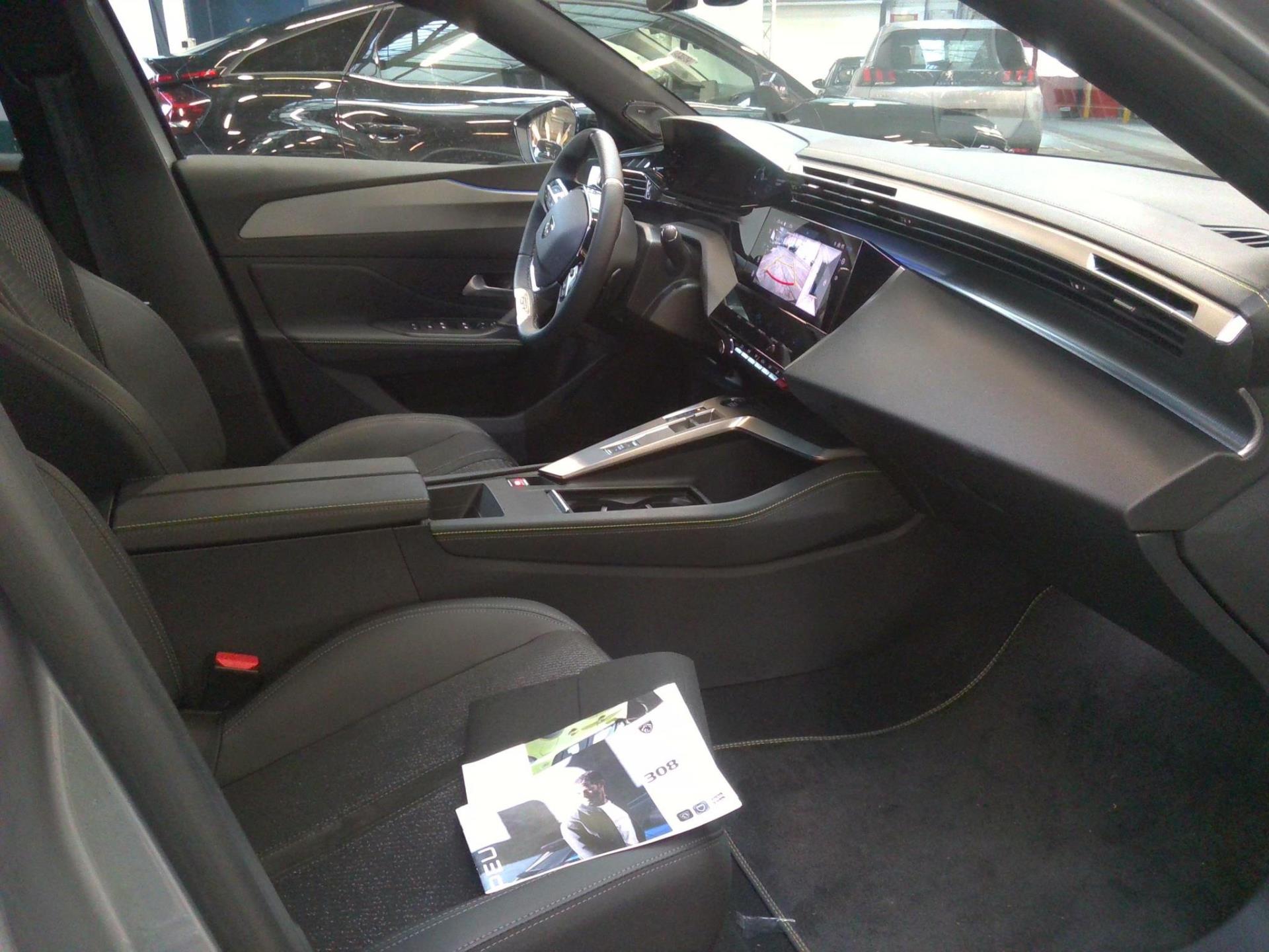 Peugeot 308 PHEV 225 e-EAT8 GT 2024