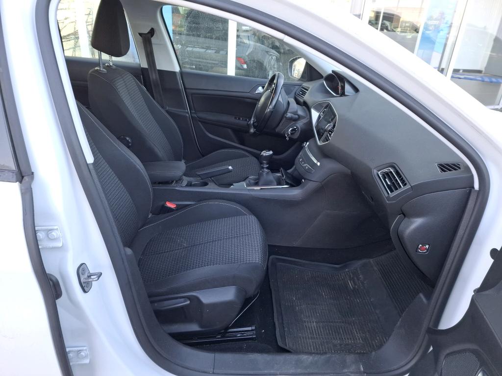 Peugeot 308 SW PureTech 110ch S&S BVM6 Active Pack 2021