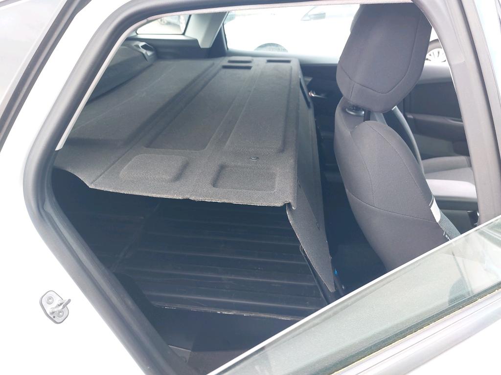 Citroen C4 SOCIETE BLUEHDI 130 S&S EAT8 FEEL NAV BUSINESS R 2022