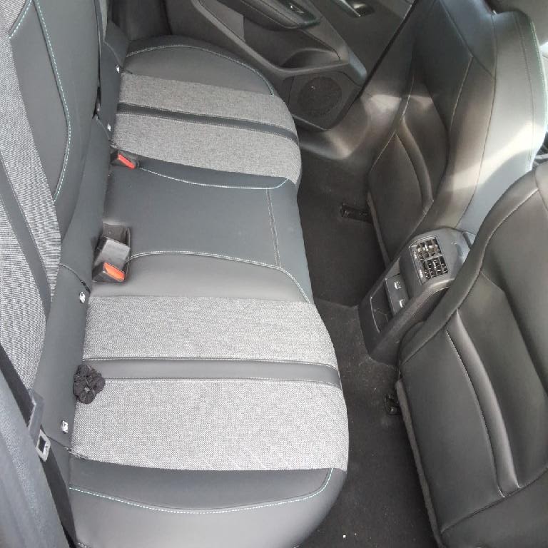 Foto Peugeot 408 11