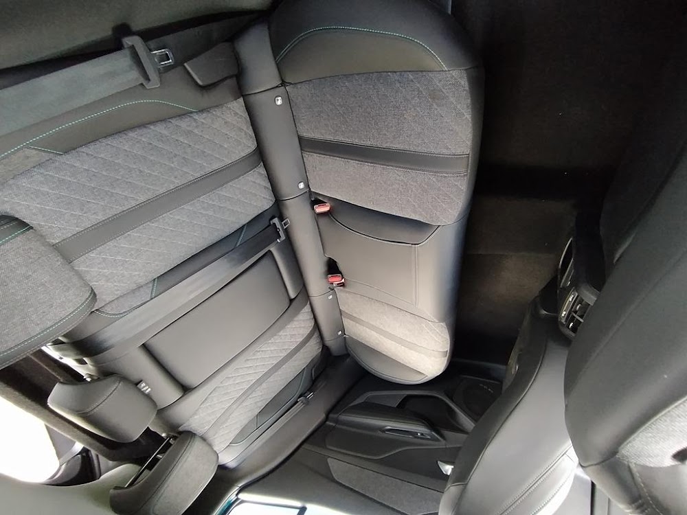 Foto Peugeot 408 13