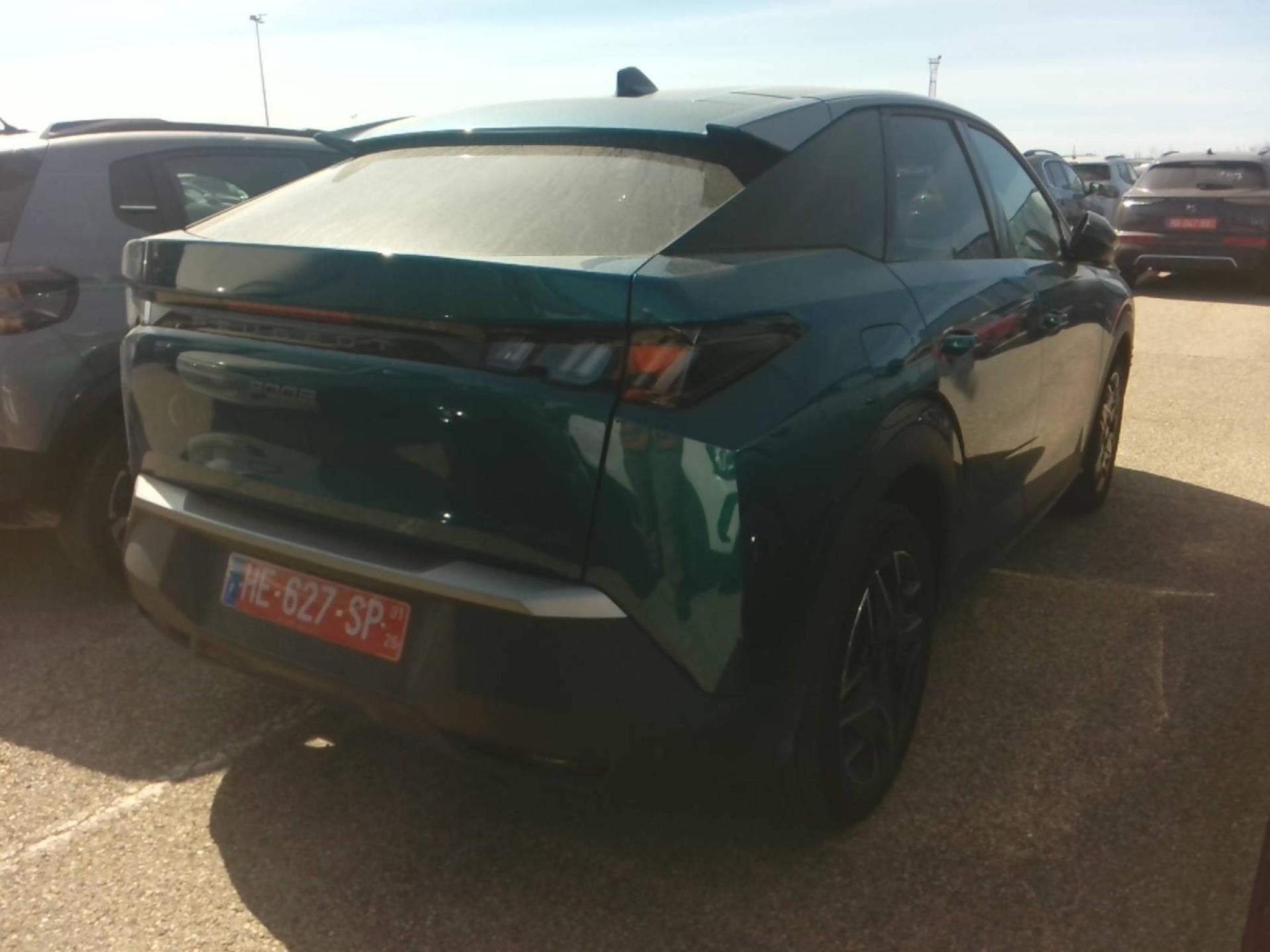Peugeot 3008 Hybrid 145 e-DCS6 Allure 2025