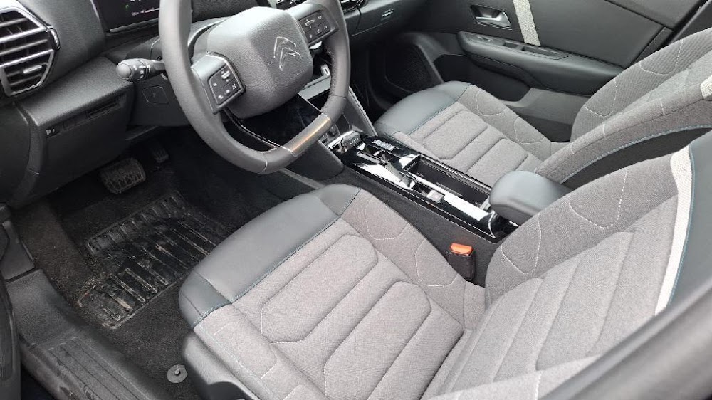 Foto Citroën C4 X 12
