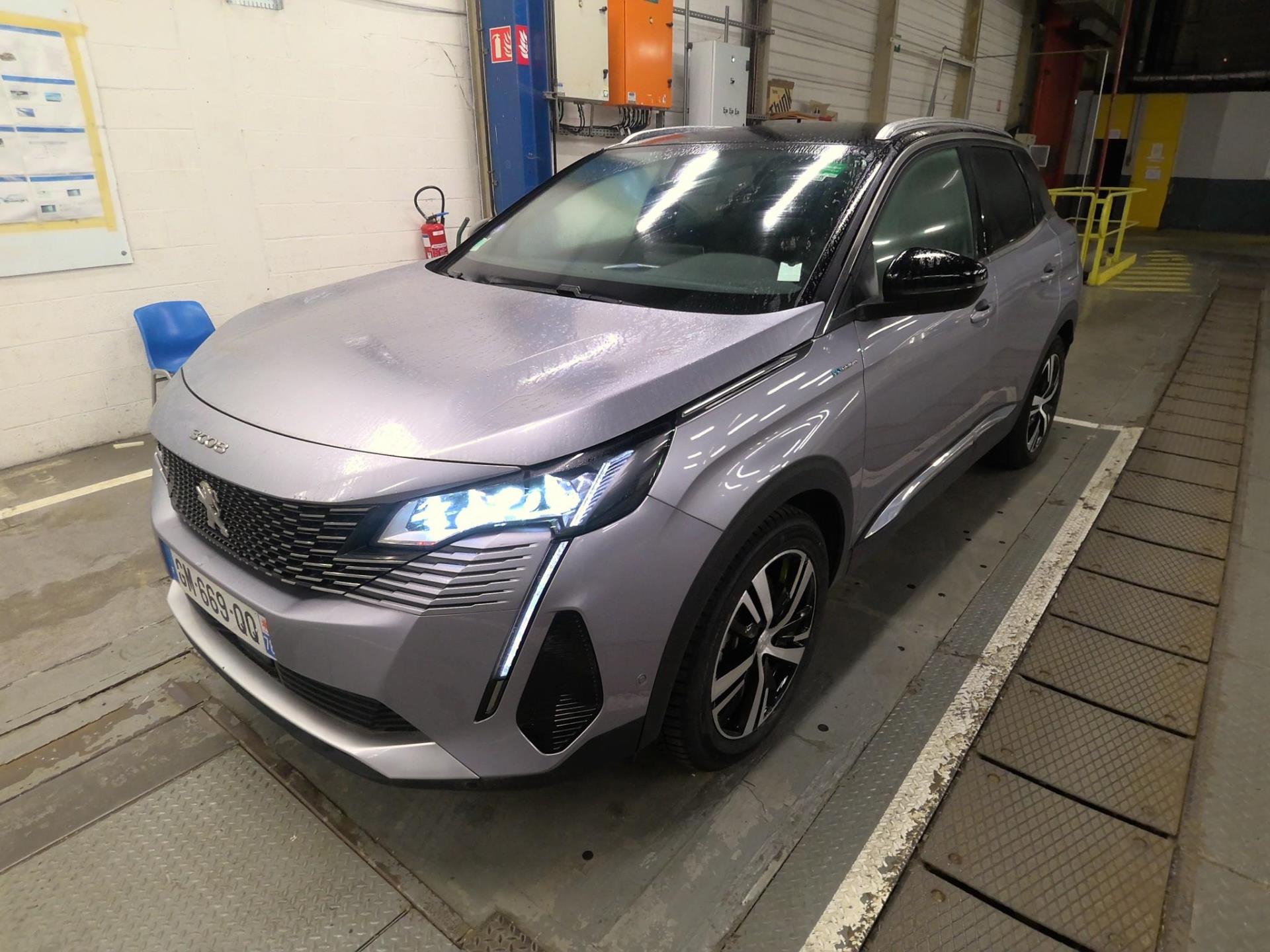 NV 3008 SUV