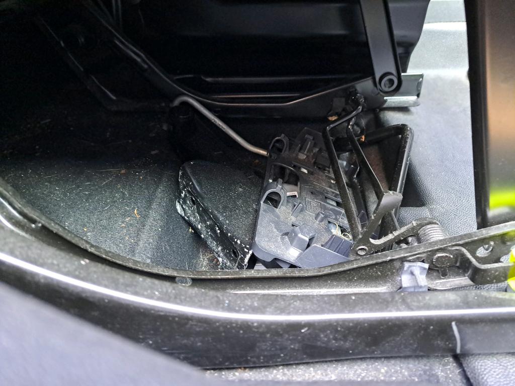 Peugeot PARTNER FOURGON STANDARD 650 KG BLUEHDI 100 S&S BVM5 PREMIUM 2020