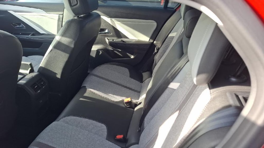 Foto Opel Astra 16