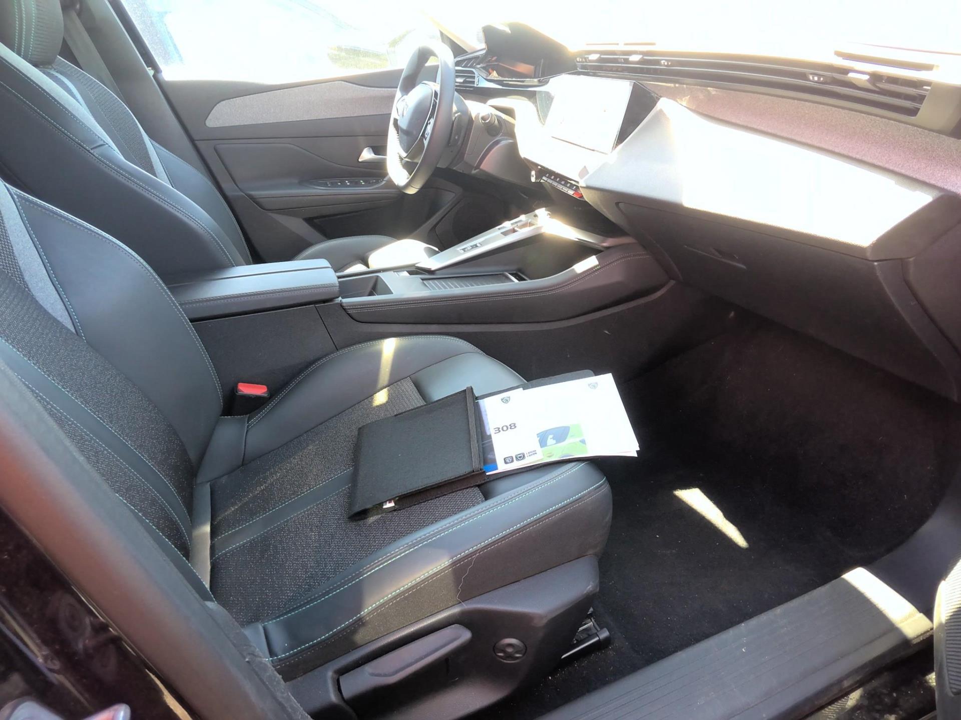 Peugeot 308 SW BlueHDi 130ch S&S EAT8 Allure 2024