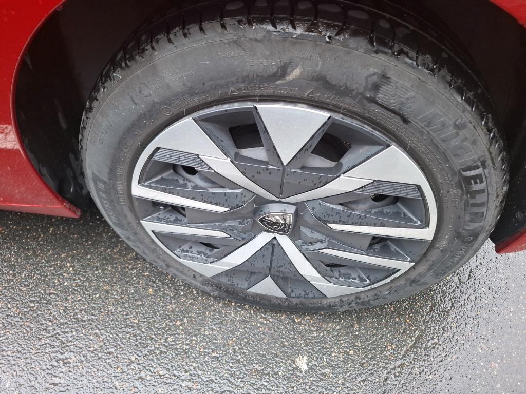 Peugeot 208 PureTech 100 S&S BVM6 Active 2024