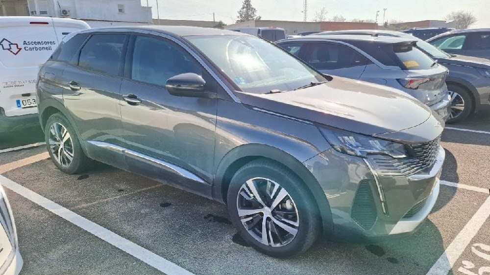Foto Peugeot 3008 Plug-in Hybrid 5