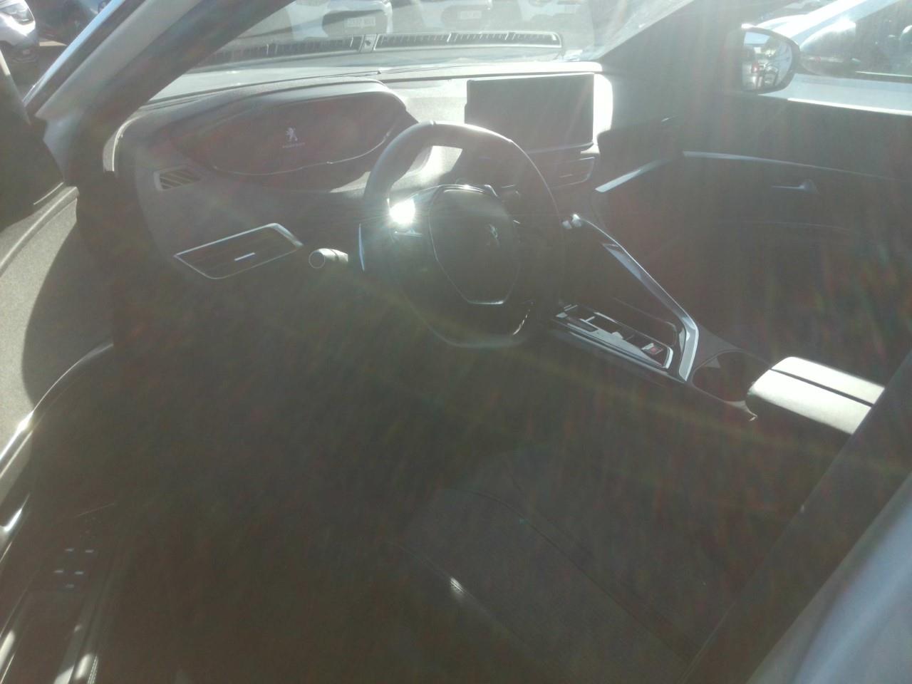 Foto Peugeot 3008 Hybrid 3