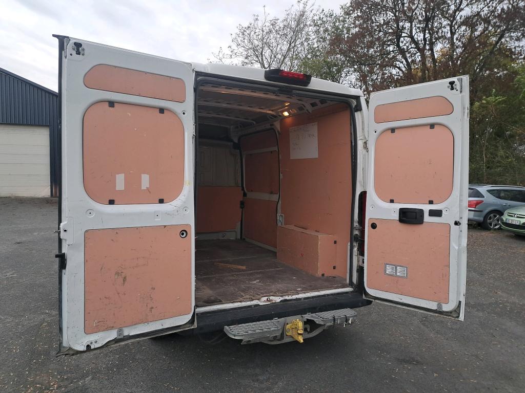 Peugeot BOXER TOLE 335 L2H2 BLUEHDI 120 S&S ASPHALT 2021