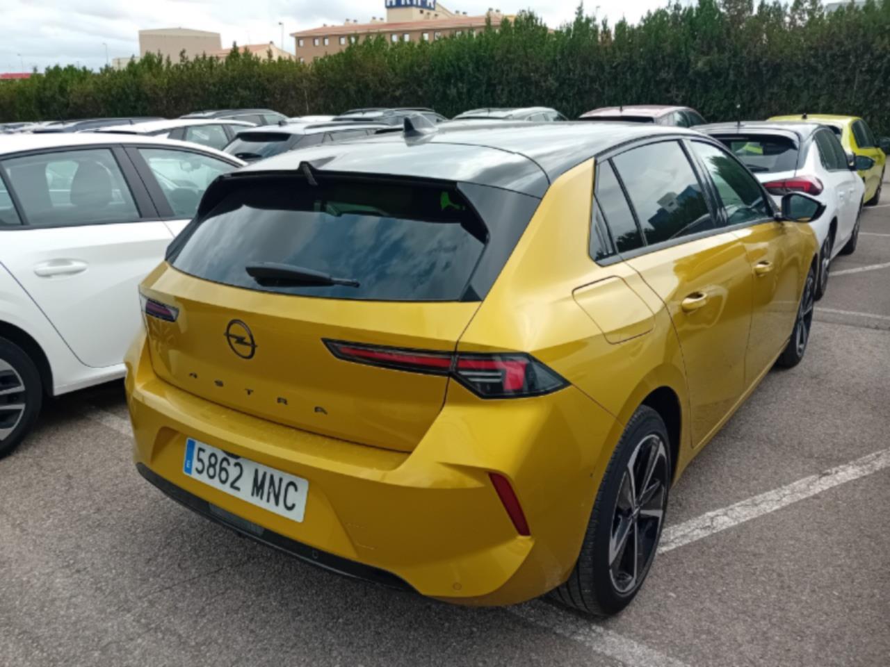Foto Opel Astra 8