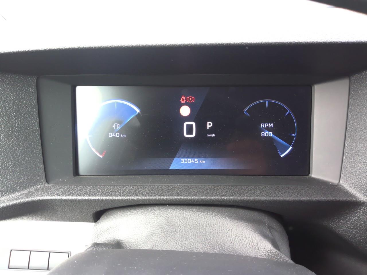 Foto Peugeot TRAVELLER 9