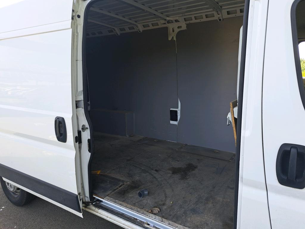 Peugeot BOXER TOLE 335 L3H2 BLUEHDI 120 S&S PREMIUM 2021