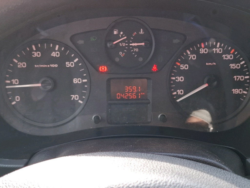 Peugeot PARTNER FOURGON STANDARD 1.6 BLUEHDI 75 BVM5 PREMIUM 2018