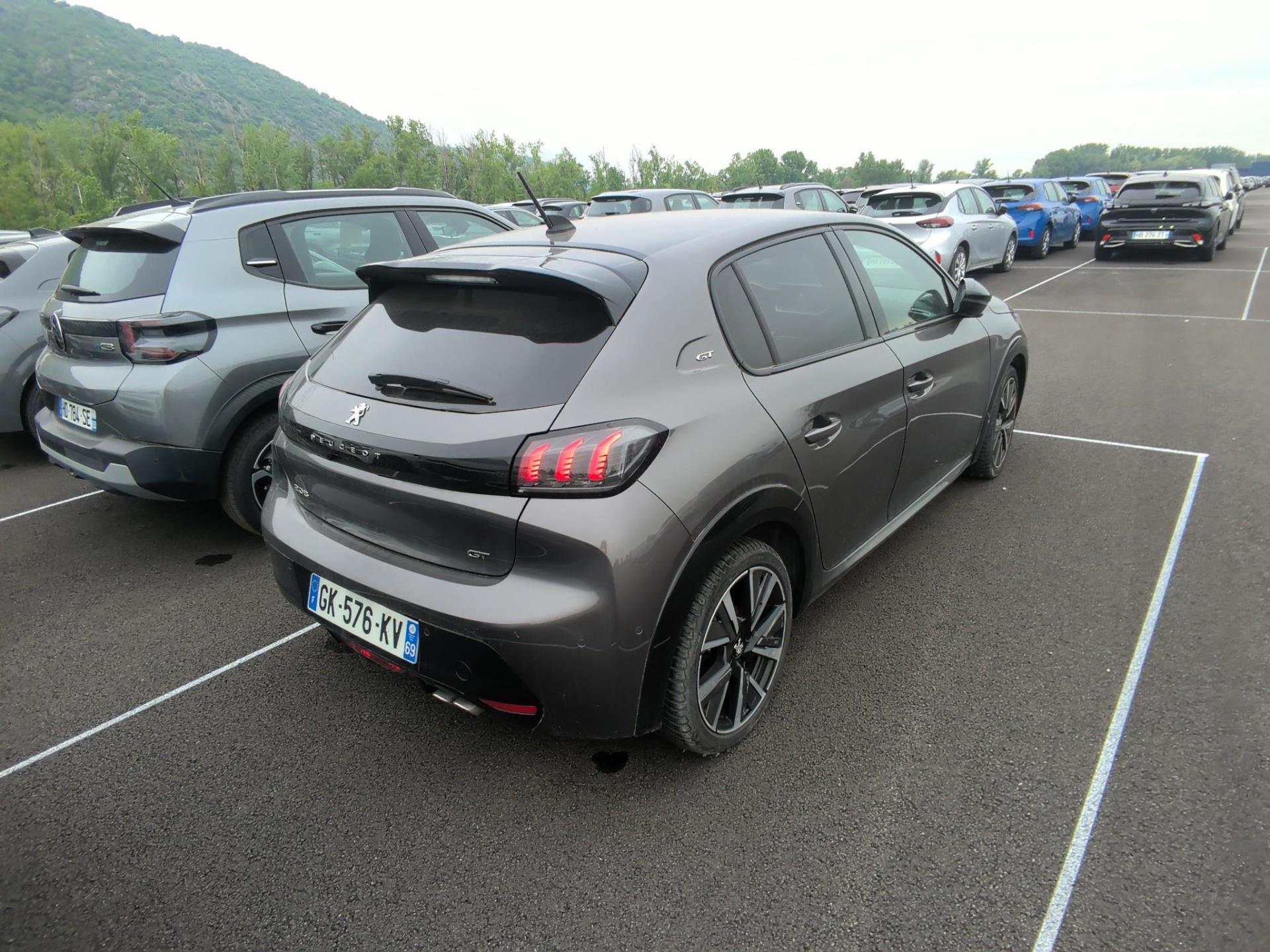 Peugeot 208 PureTech 130 S&S EAT8 GT 2022