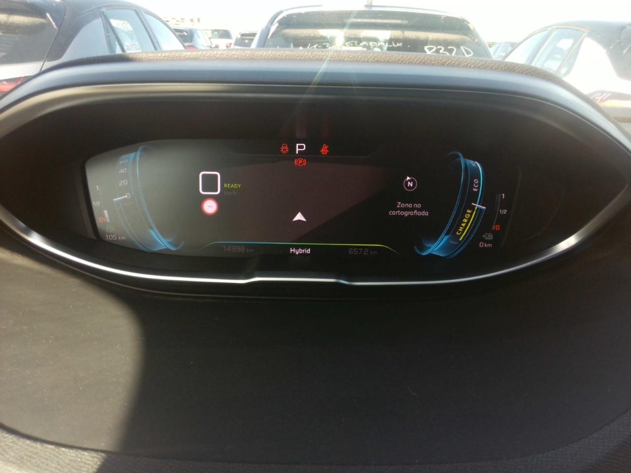 Foto Peugeot 3008 Hybrid 5