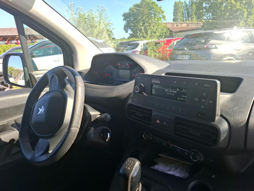 Peugeot PARTNER FOURGON STANDARD 650 KG BLUEHDI 100 S&S BVM5 PREMIUM 2020