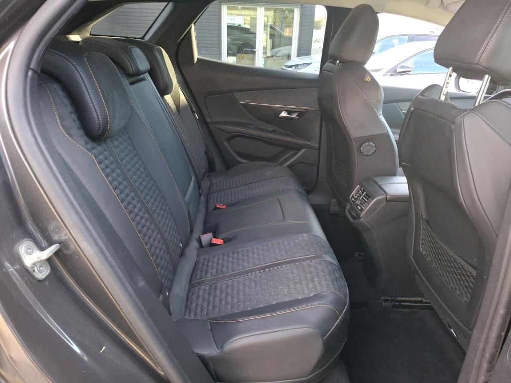 Peugeot 3008 Hybrid 225 e-EAT8 Roadtrip 2022