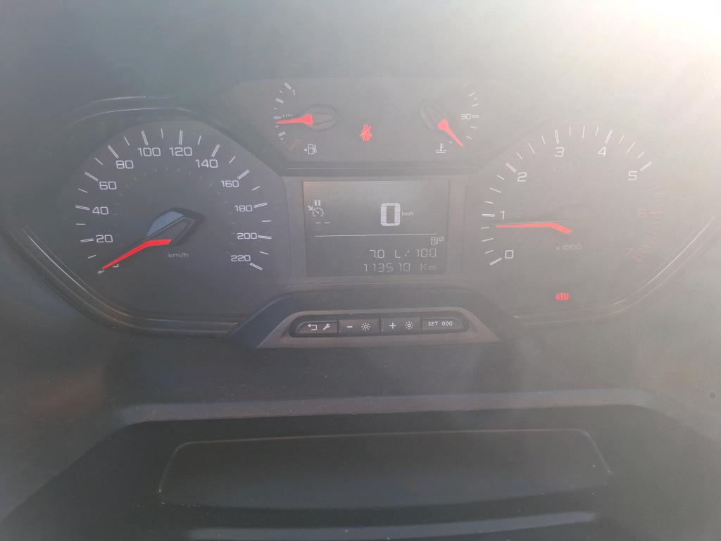Peugeot PARTNER FOURGON STANDARD 650 KG BLUEHDI 100 S&S BVM5 PREMIUM 2020