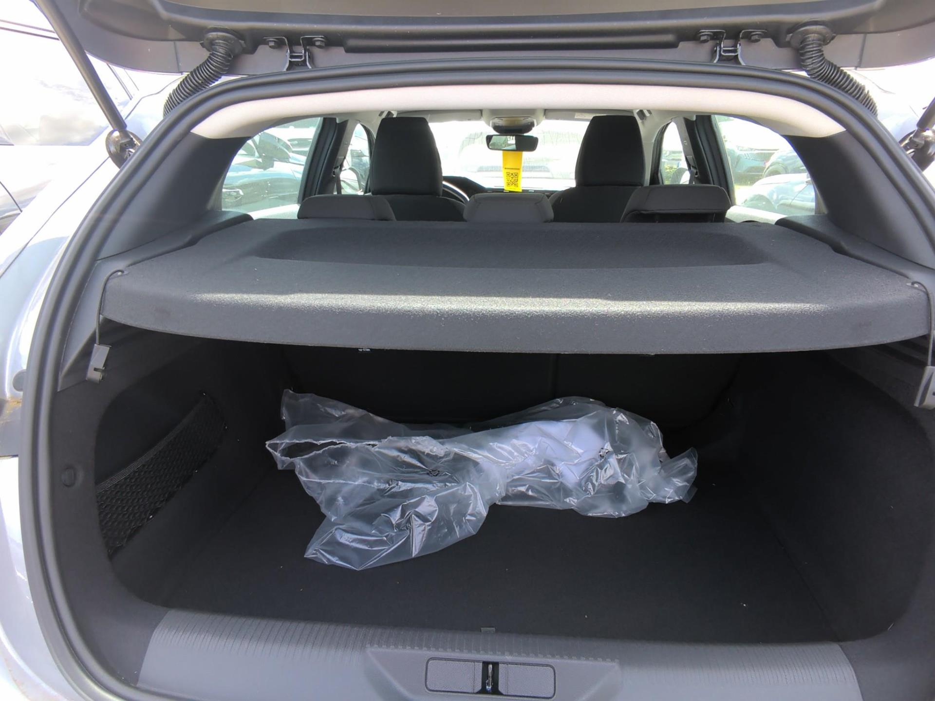 Peugeot 308 Hybrid 145 e-DCS6 Style 2026