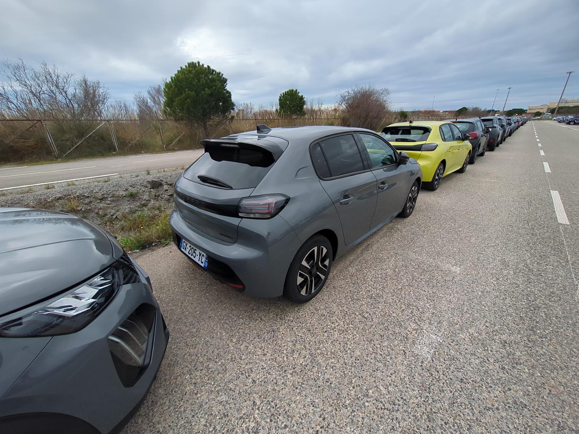Peugeot 208 Hybrid 100 e-DCS6 Allure 2024