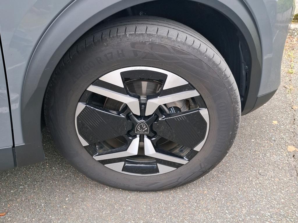 Peugeot 2008 Hybrid 145 e-DCS6 GT 2025