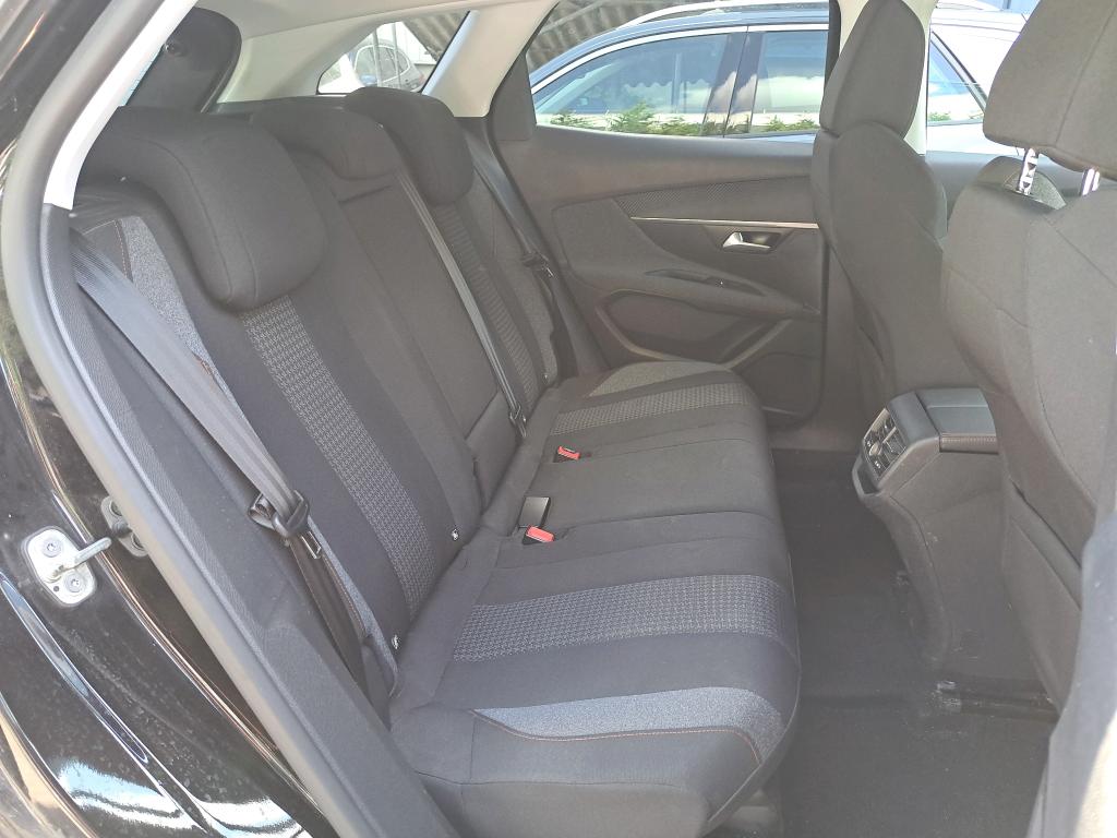 Peugeot 3008 BlueHDi 130ch S&S BVM6 Active Business 2020