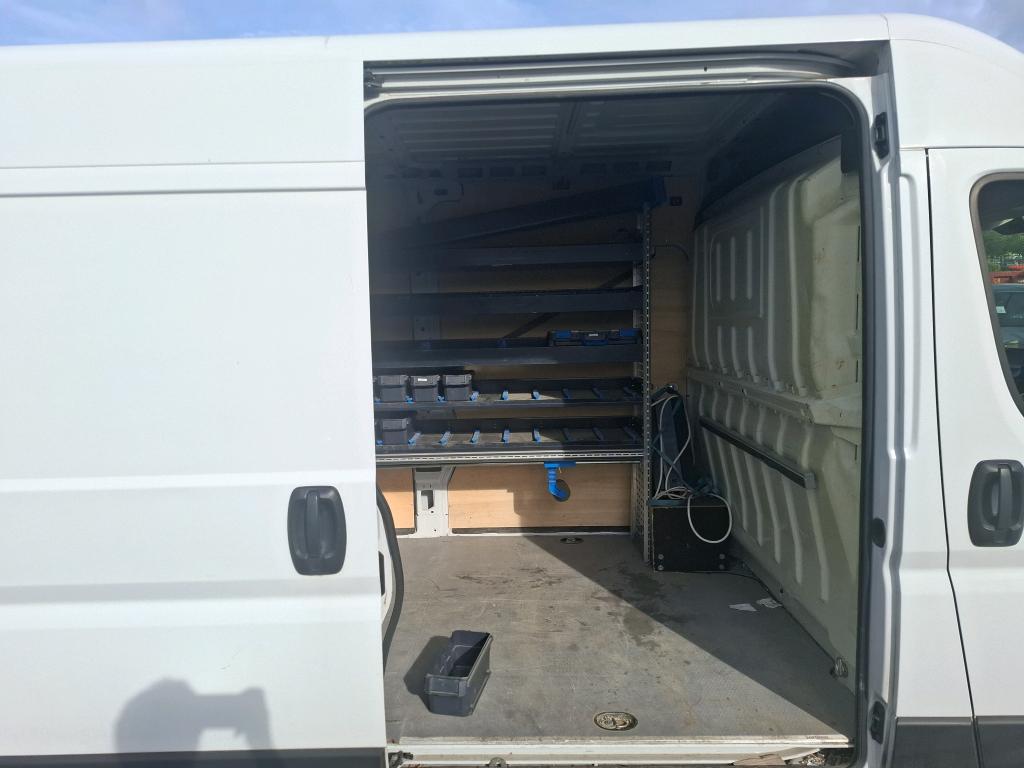 Peugeot BOXER TOLE 335 L3H2 BLUEHDI 140 S&S PREMIUM 2021