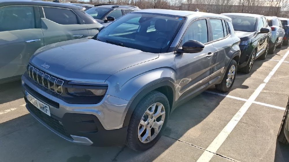 Foto Jeep AVENGER 4