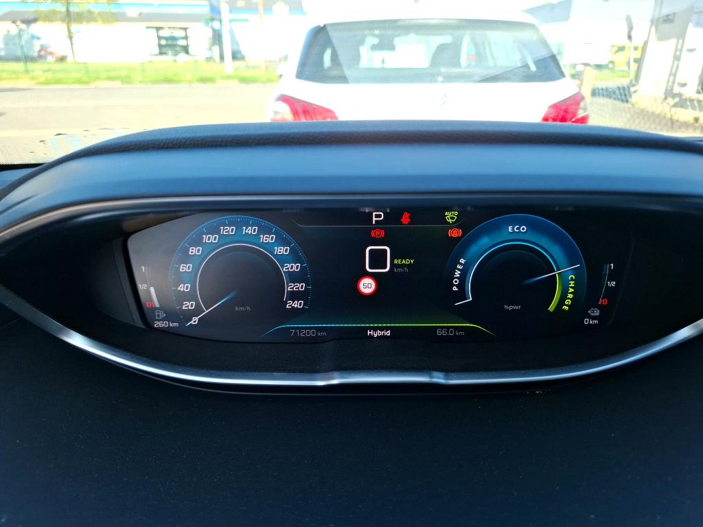 Peugeot 3008 Hybrid 225 e-EAT8 Active Pack 2022