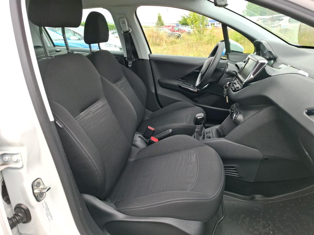 Peugeot 208 AFFAIRE PURETECH 82 S&S BVM5 PREMIUM PACK 2019