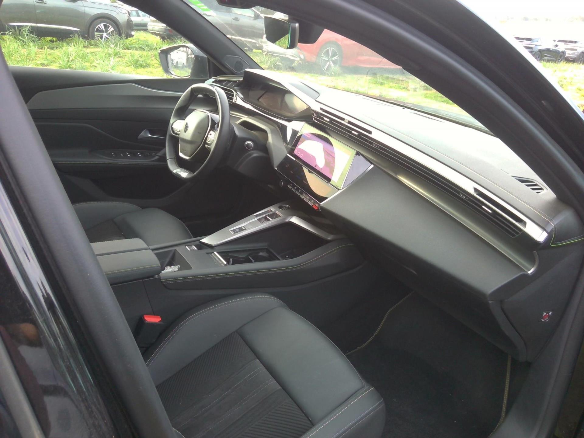 Peugeot 308 PHEV 225 e-EAT8 GT 2023