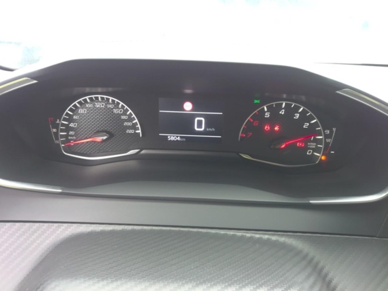 Foto Peugeot 208 5