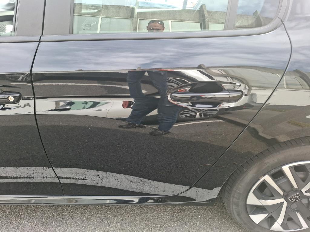 Peugeot 208 PureTech 100 S&S BVM6 Active 2024