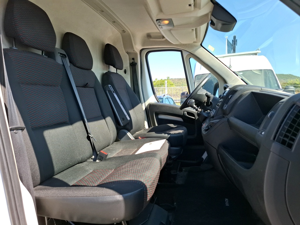 Peugeot BOXER TOLE 330 L1H2 BLUEHDI 120 S&S PREMIUM 2020