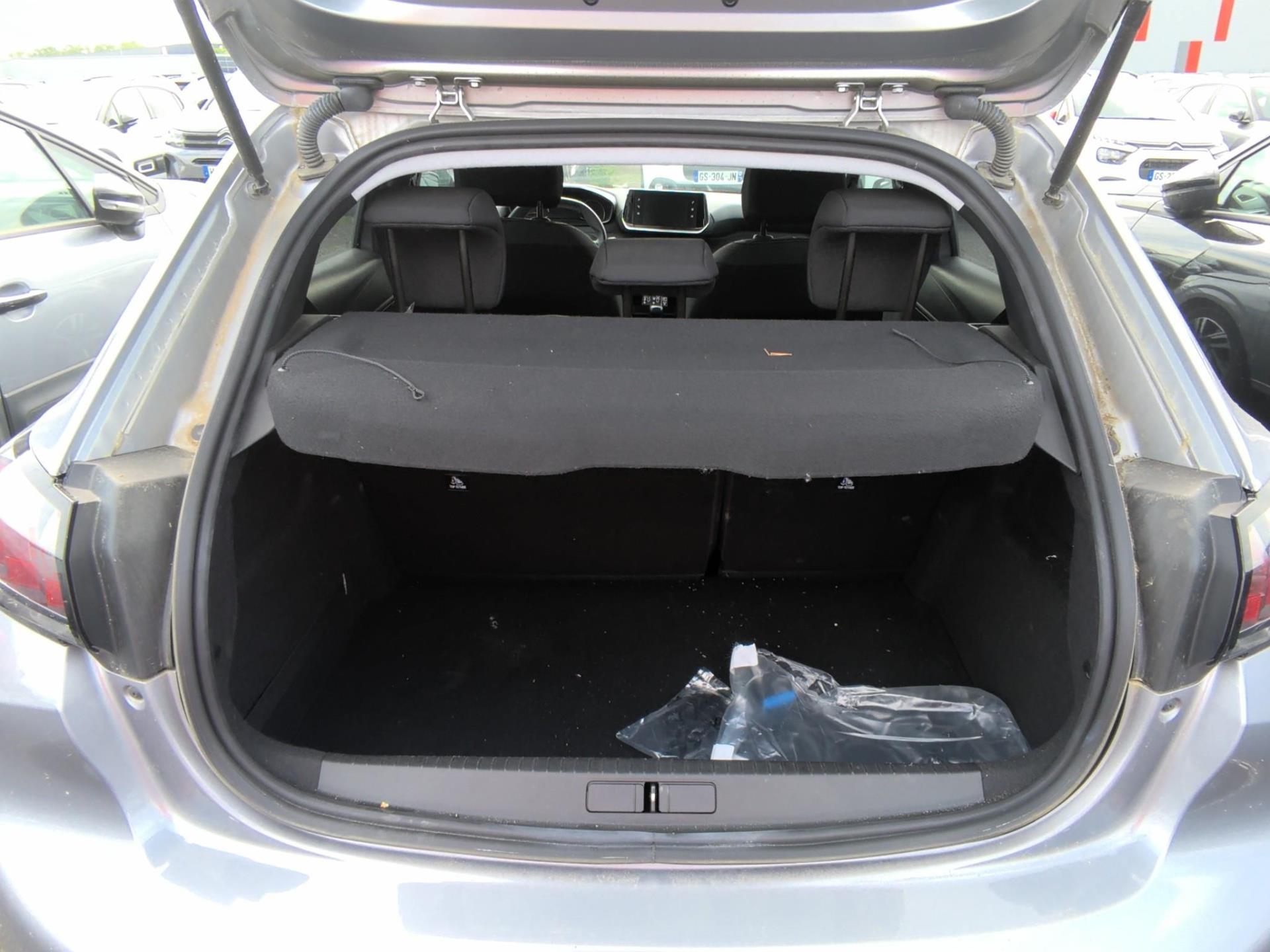 Peugeot 208 II