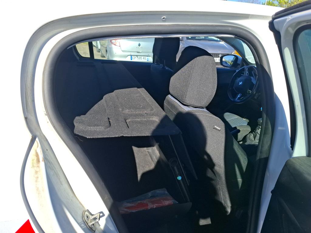 Peugeot 208 BLUEHDI 100 S&S BVM6 PREMIUM PACK 2021