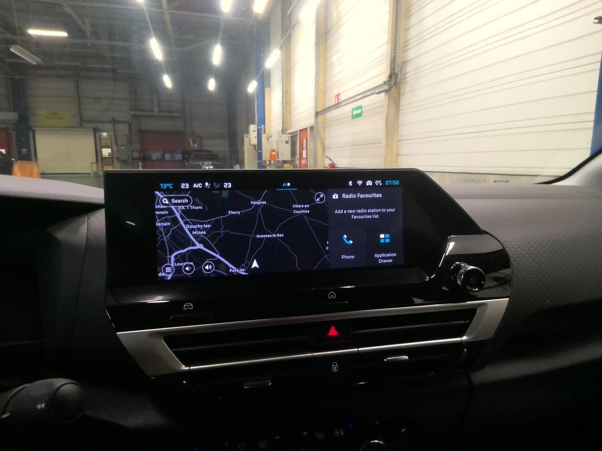 Citroen C4 Hybride 136 e-DCS6 Plus 2025