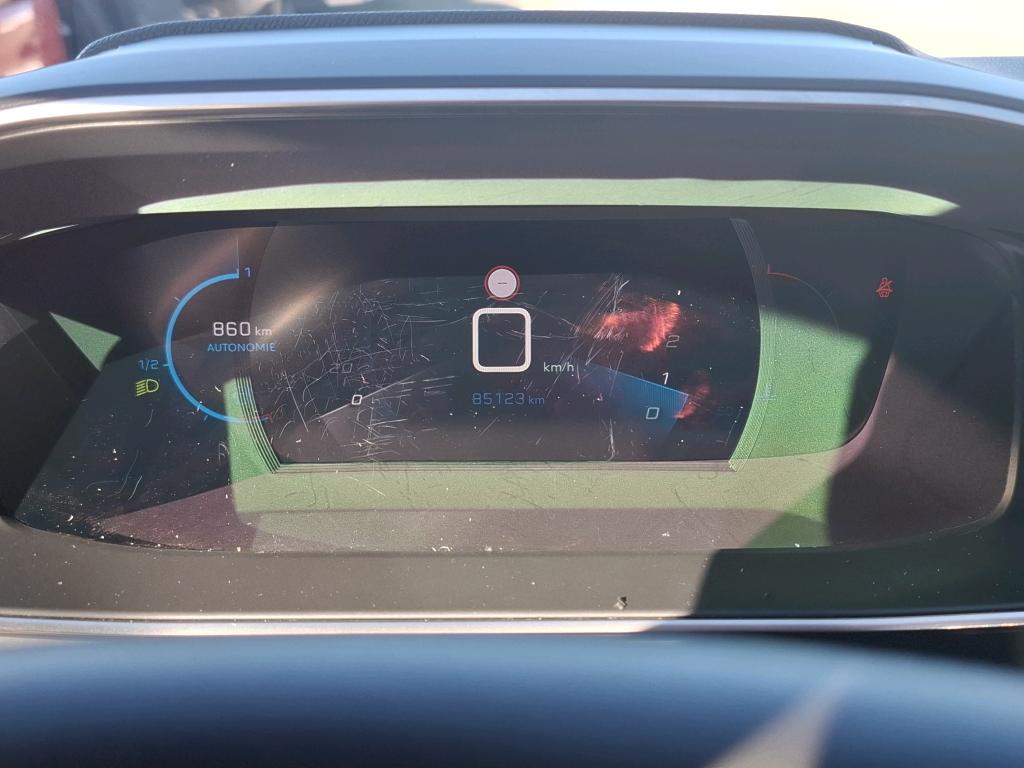 Peugeot 208 BlueHDi 100 S&S BVM6 Roadtrip 2022