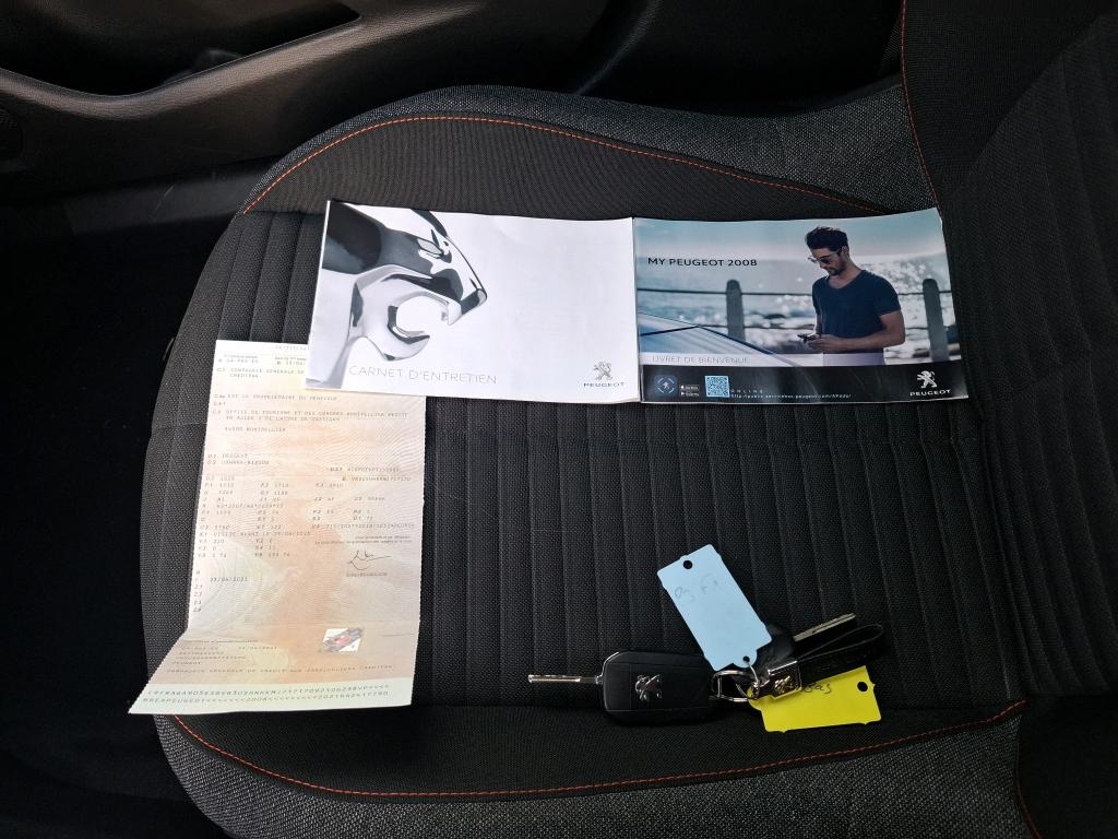 Peugeot 2008 PureTech 100 S&S BVM6 Active Business 2021