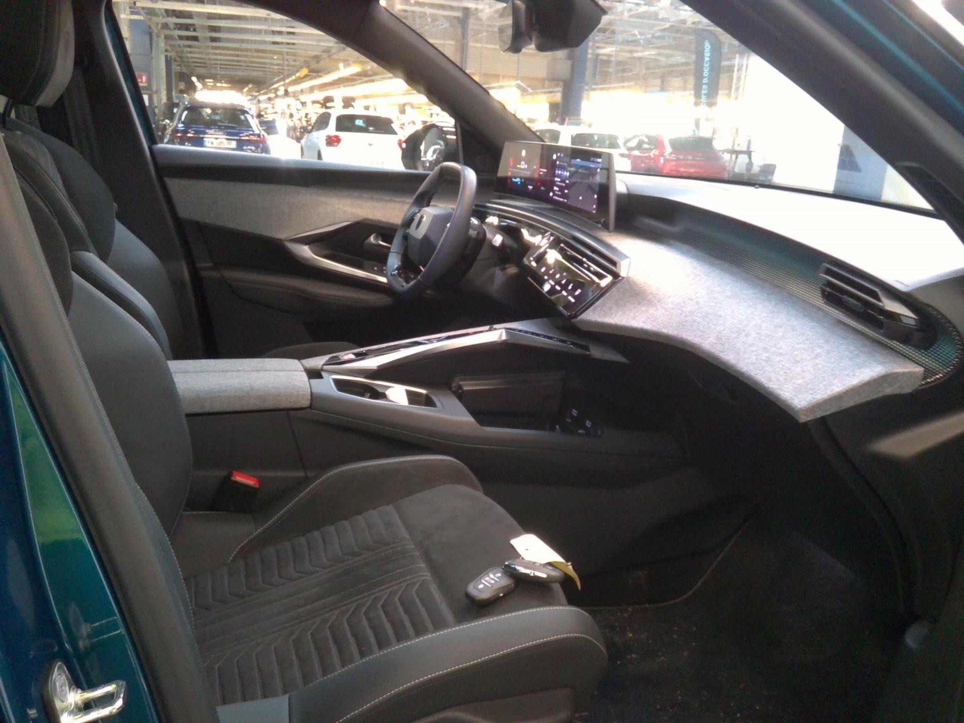 Peugeot 3008 Electrique 73 kWh 210 ch GT 2024