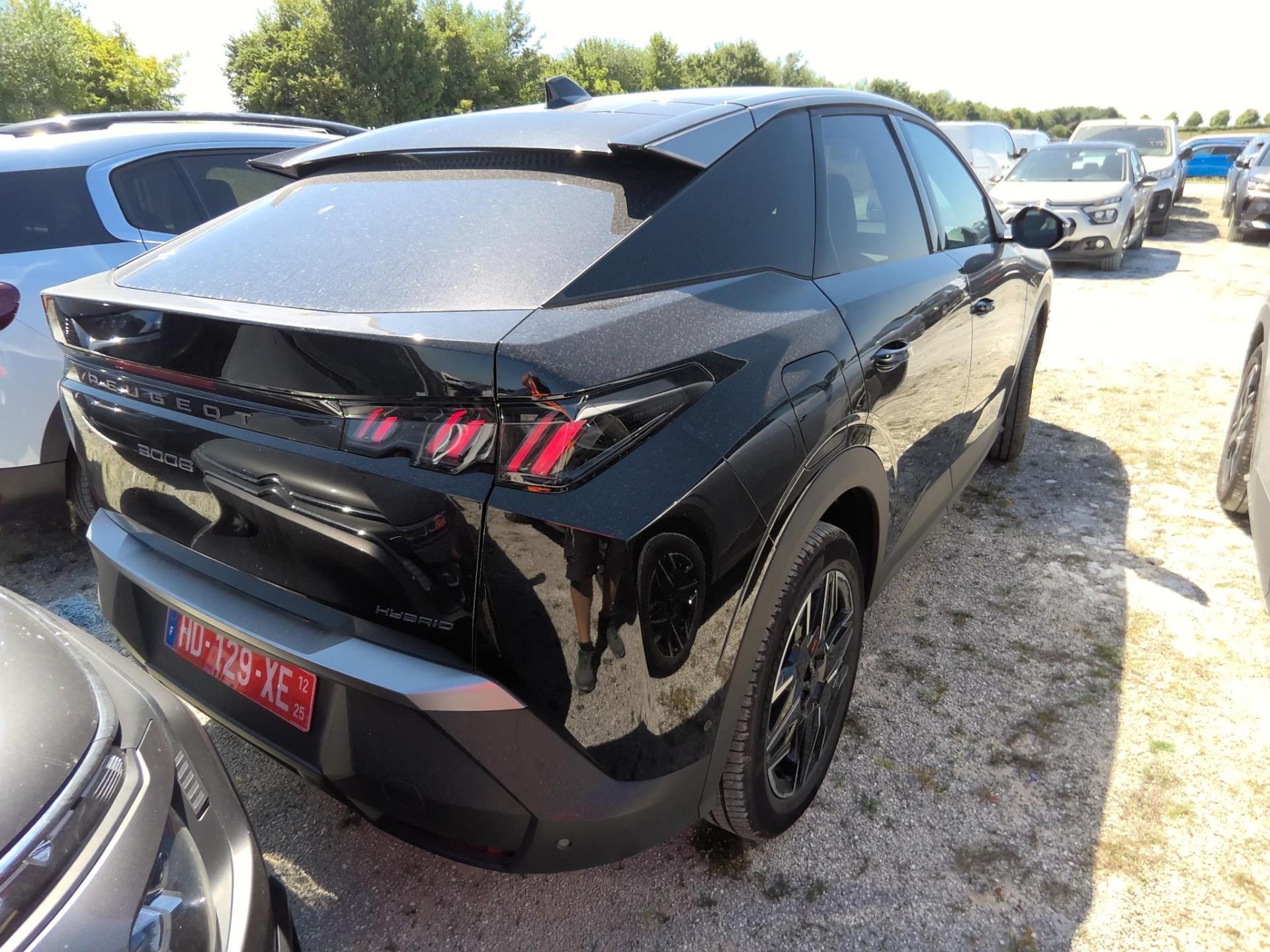 Peugeot 3008 Hybrid 145 e-DCS6 Allure 2025