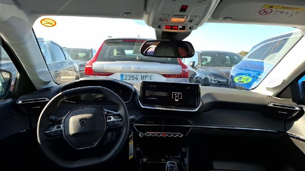 Foto Peugeot 208 17