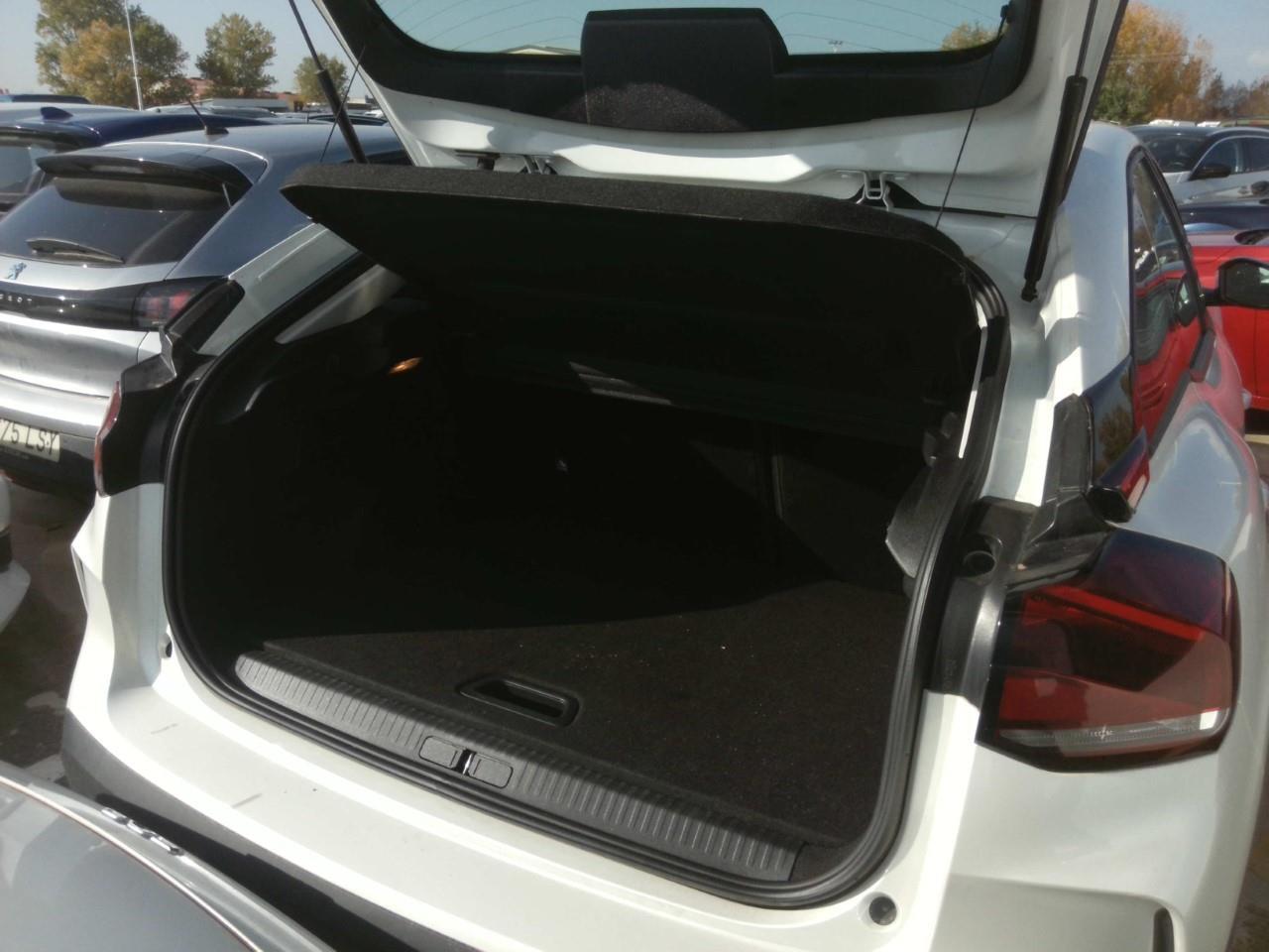 Foto Citroën C4 X 20