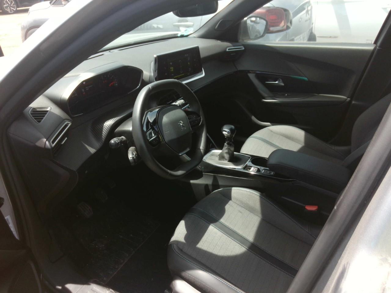 Foto Peugeot 2008 3