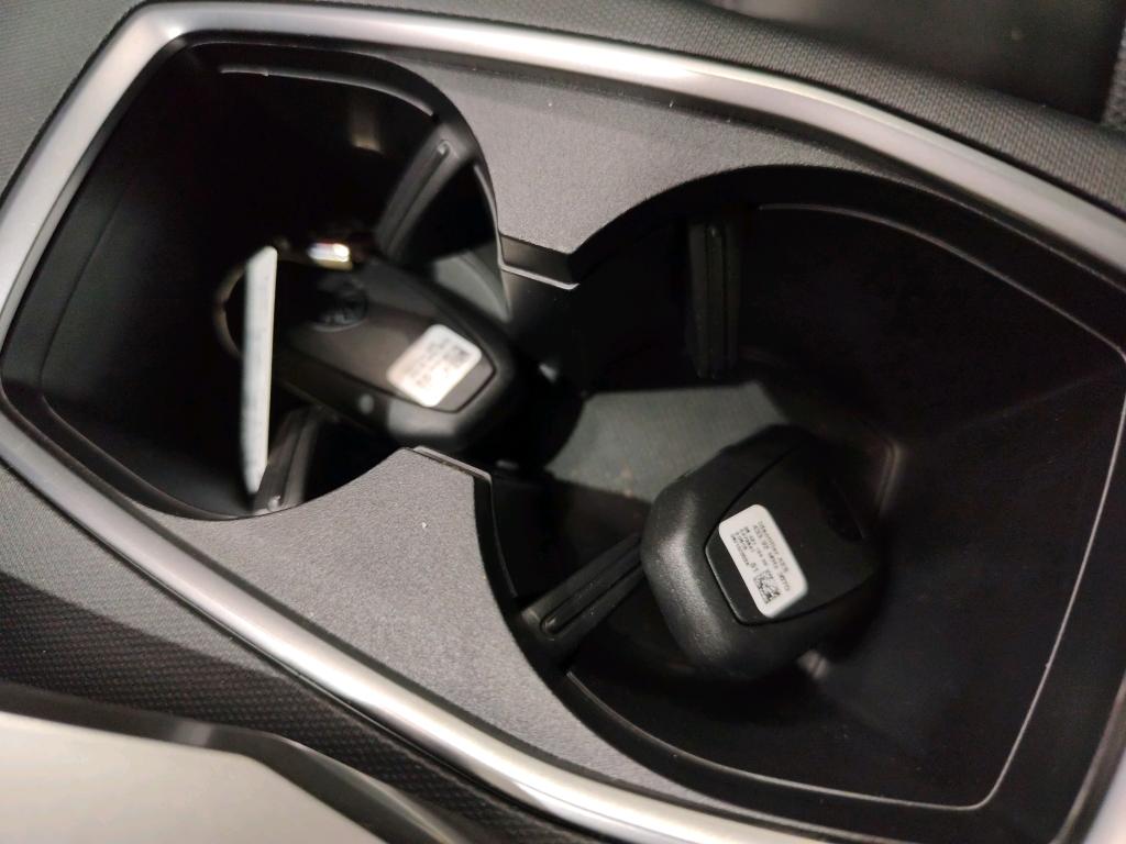 Peugeot 3008 Plug-in Hybrid 195 e-DCS7 Allure 2025